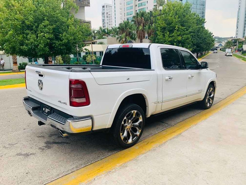 Dodge Ram 2500 Limited 5.7
