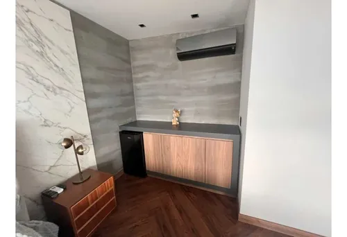 Vendo Apartamento Triplex En El Poblado, San Lucas