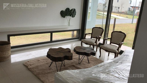Imagen 5 de 15 de Casa En Araucarias