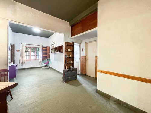 Venta Ph 4 Ambientes En Planta Baja Y Primer Piso En Villa Sarmiento