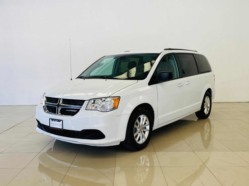 Imagen 1 de 15 de Dodge Grand Caravan 2019 3.7 Sxt+ At