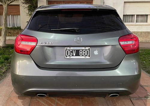 Imagen 5 de 13 de Mercedes-benz Clase A 1.6 A 200 At Urban 156cv Impecable