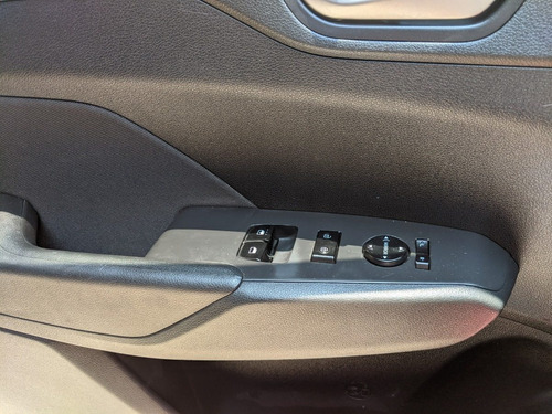 Imagen 11 de 11 de Hyundai Accent Gl Manual Sedan