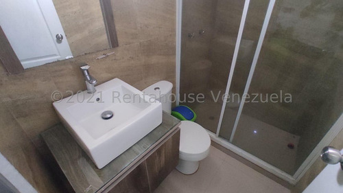 Townhouse En Venta Turmero Urb. Villa Paraiso Ec23-3845