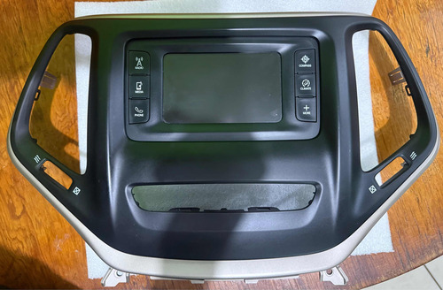 Autoestéreo Original Jeep Cherokee Latitude 2015