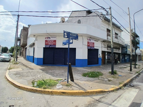 Venta Local 100 M² S/av.crovara Esq. Honduras (100 M² + Espacio Aéreo)