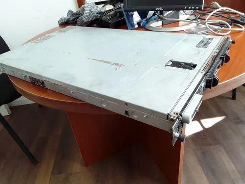 Servidor Dell Power Edge 1950