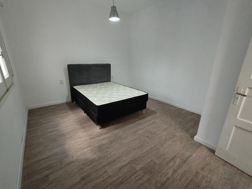 Imagen 6 de 9 de Alquiler De Apartameto 1 Dormitorio Con Patio En Pocitos, Montevideo