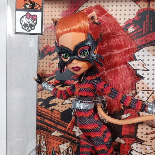 Muñeca Monster High Powerghouls Cat Tastrophe Toralei Stripe (Usado)