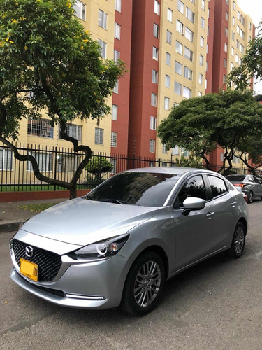 Mazda 2 1.5 Touring Sedan