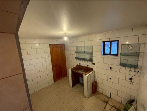 Casa En Venta De 3 Dorm. En Isla De Maipo