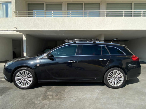 Opel Insignia Cosmo St At6
