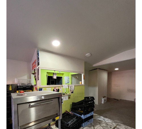 Con Giro Comercial Completo, Regularizada, E. Trifásica