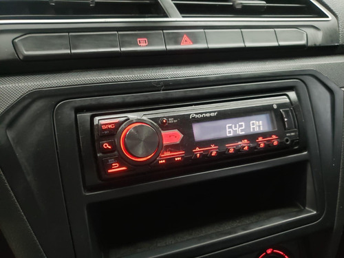 Imagem 8 de 14 de Volkswagen Gol Gol 1.0 Flex 12v 5p Flex Manual 2018 2019