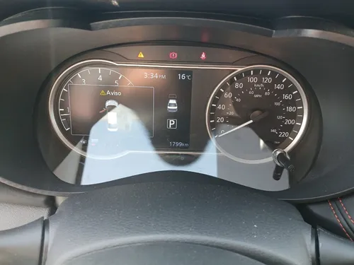 Nissan Versa 1.6 SR At