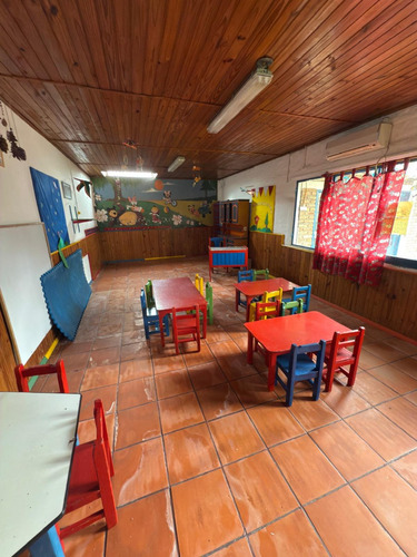 Oportunidad Para Negocio! Venta Colegio Y Casa/gran Potencial!