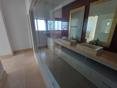 Vendo Penthouse En La Julia