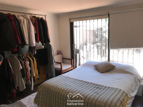 Casa En Venta De 2 Dorm. En San Joaquín