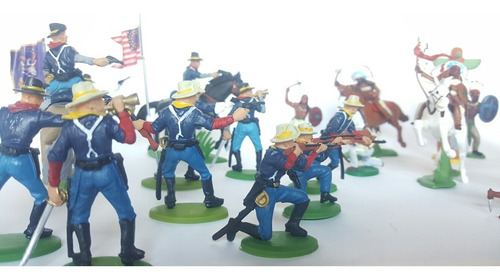 Indios Y Norteamericanos Lote X 18 Soldaditos De Plástico