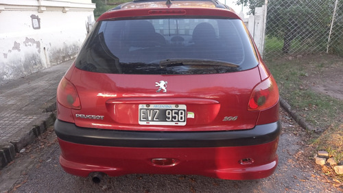Peugeot 206 1.6 Xt Premium