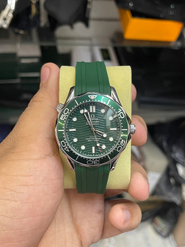 Reloj Omeg.a Seamaste.r 40mm Automático Correa De Caucho Verde Verde Verde (Usado)