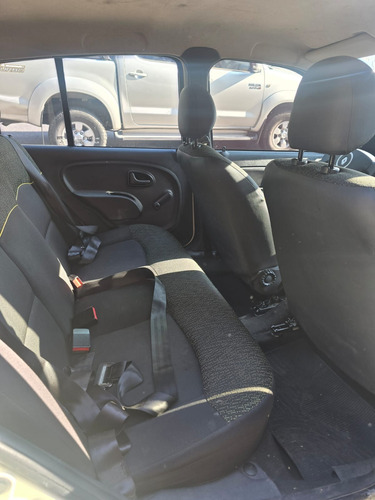 Renault Clio 1.2 Mio Confort Plus Abs Abcp