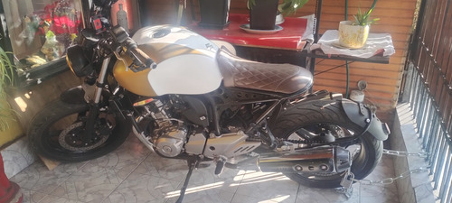 Suzuki Inazuma Modificada Estilo Scrambers 250cc