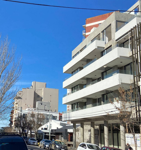 Imagen 11 de 11 de Venta Departamento 2 Amb Con Cochera Playa Grande