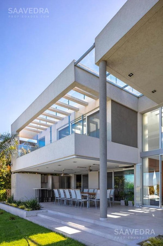 Imponente Casa Al Lago Central En El Barrio Golf Nordelta