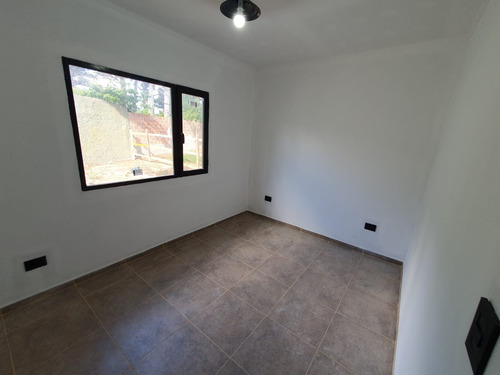 Casa A Estrenar 3 Ambientes Con Parrilla Y Entrada Para Vehículo - Financiada