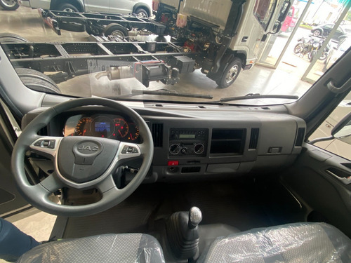 Imagen 11 de 13 de Jac Jhr Power+ 2023 2.700cc 2.8t Y 3.0t