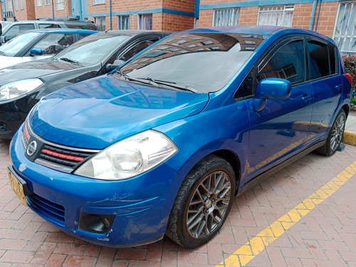 Nissan tiida hb 1.8 Premium