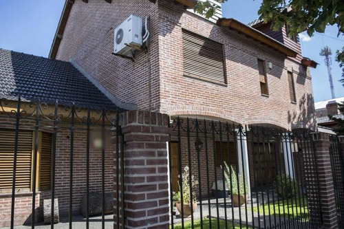 Imagen 1 de 20 de Casa - Mart.-santa Fe/fleming