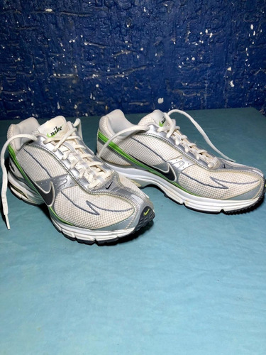 Tenis Talla 26 Semi Nuevos (Usado)