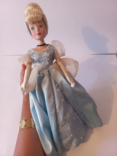 Cenicienta Muñeca (Usado)