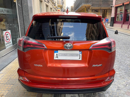 Imagen 6 de 15 de Toyota Rav4 2.0 Tx 4x2 At Automatica 2017 Lucsc