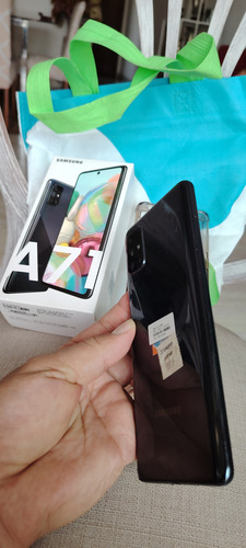 Celular Samsung Galaxy A71 Liberado Usado Con Caja Y Funda Negro (Usado)