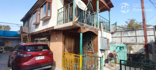 Casa En Venta De 4 Dorm. En Conchalí