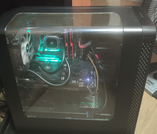 Imagem 1 de 10 de Pc Gamer Intel I7 8700 2070 Superssd240 M2 512 Memória 16gb