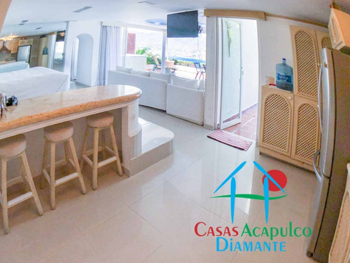 Imagen 10 de 14 de Cad Brisas Diamante 70. Terraza Con Jacuzzi Y Vista Al Mar