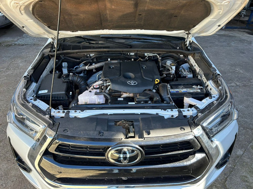 Sucata Hilux 2.8 2023 4x4 Automatica 4.600km - Rs Campo Bom