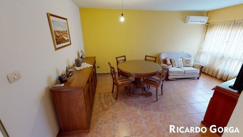 Imagen 3 de 11 de Venta Apartamento Prado (ref: Rgo-56)