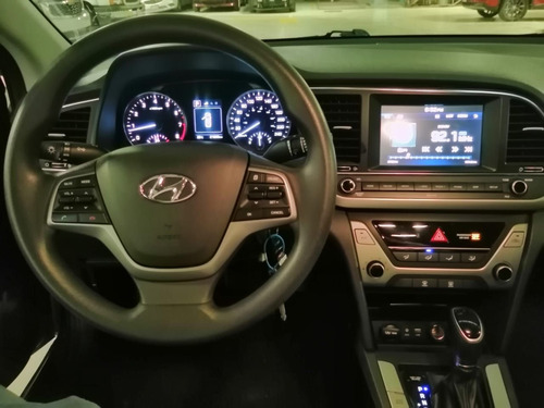 Imagen 10 de 12 de Hyundai Elantra 2018 2.0 Gls Premium At
