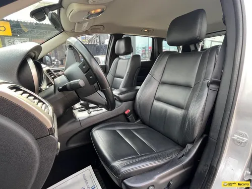 Jeep Grand Cherokee Laredo 3.6cc AT AA 4X4