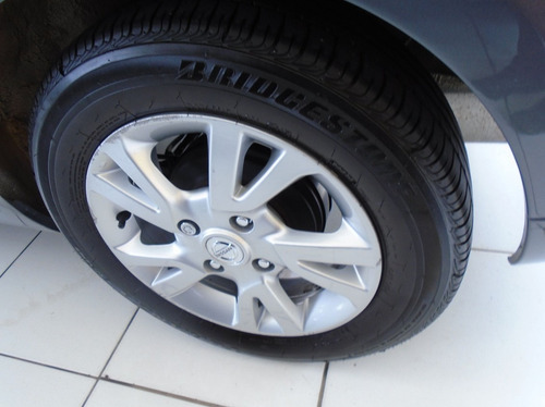 Nissan Livina 1.8 S 16v 2014