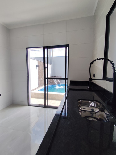 Casa Para Venda Em Mongaguá