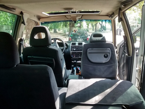 Nissan Terrano II 2.7 I Luxury