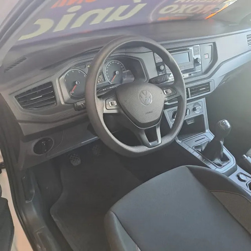 Volkswagen Pólo MPI (Flex)