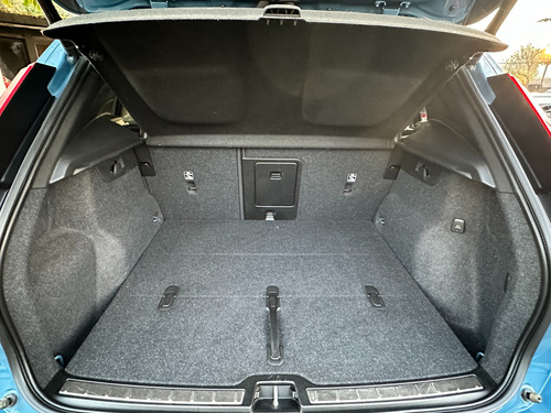 Volvo XC40 2.0 Mhev B4 Plus Fwd