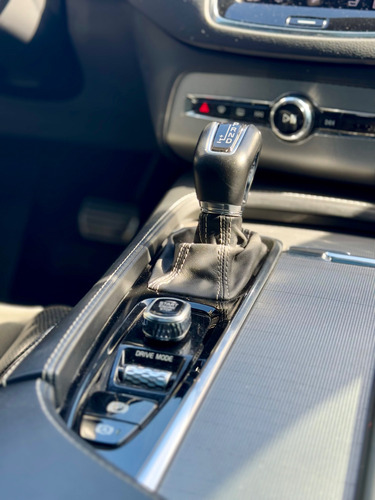 Volvo XC90 2.0 T6 R-desing At8 Awd